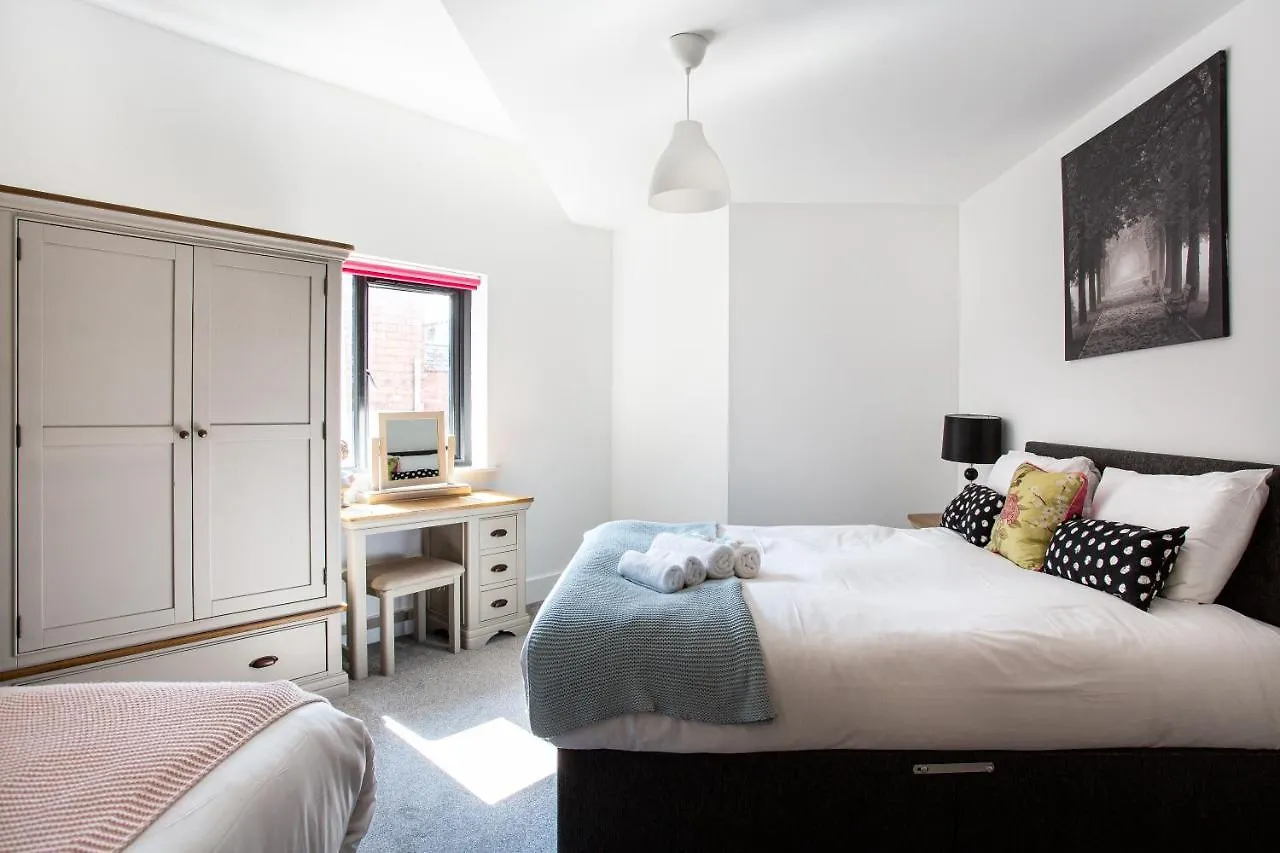 Apartment Modern Luxury Apartment, Sleeps 6, Best Location Belfast United Kingdom